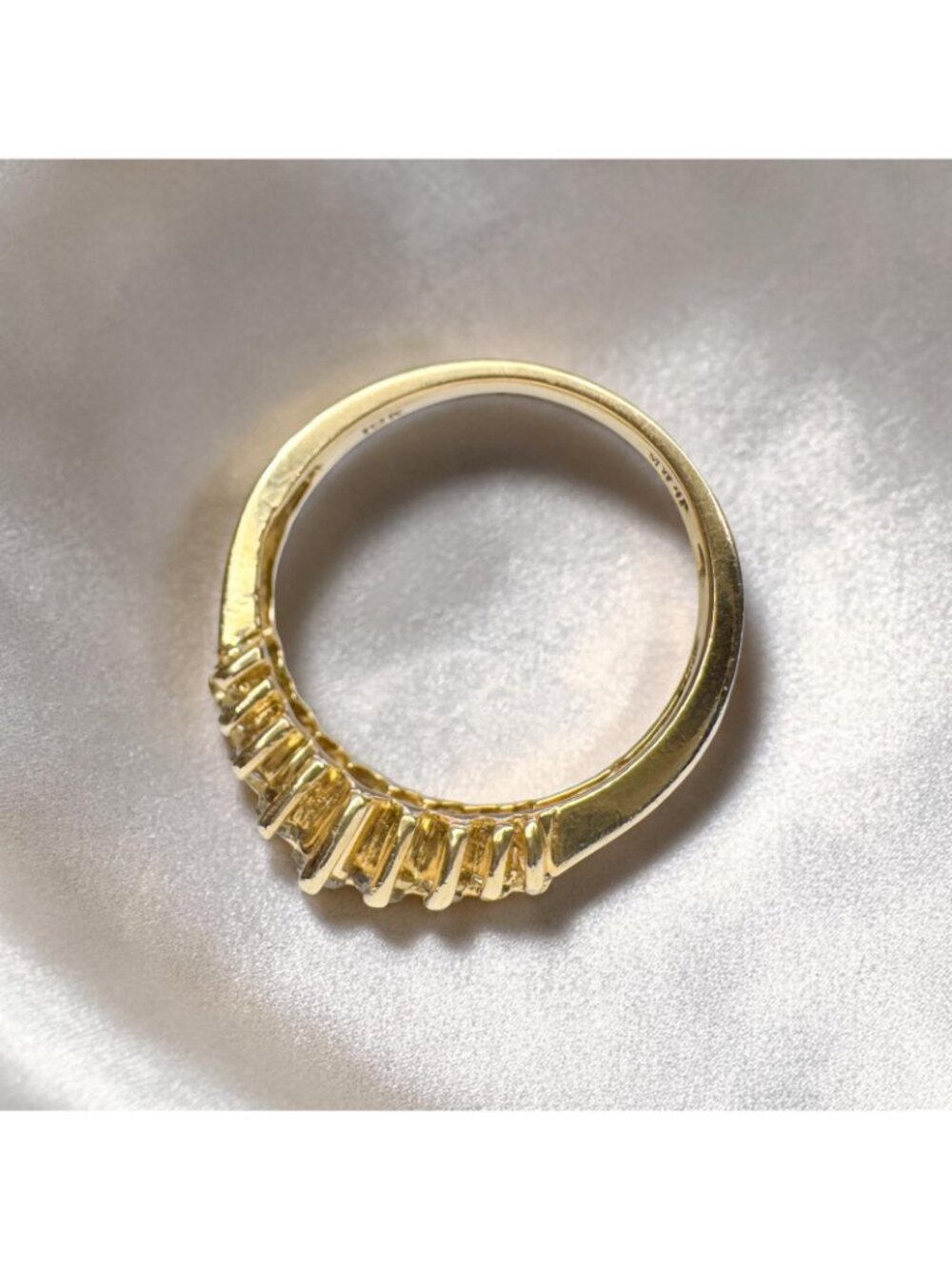 Vintage 10K Gold Diamond Ring Size 6.5 Natural Diamond Cluster Pyramid Ring 3.2g - Picture 7 of 16